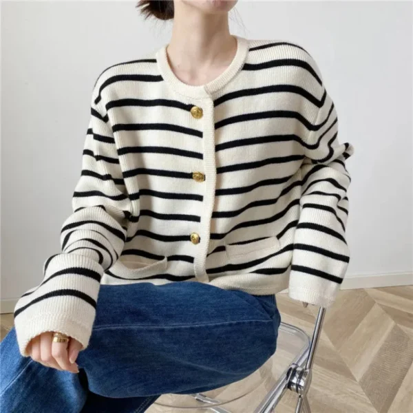 Autumn and winter Korean contrasting striped knitted cardigan women's winter single -row metal buckle pocket sweater cardigans - Image 10