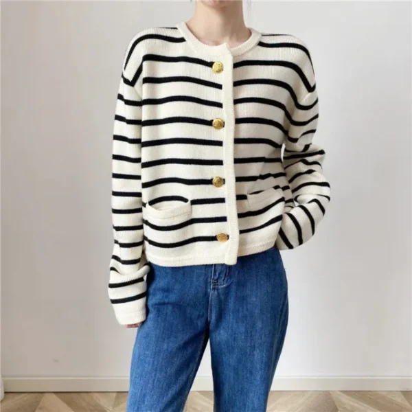 Autumn and winter Korean contrasting striped knitted cardigan women's winter single -row metal buckle pocket sweater cardigans - Image 9